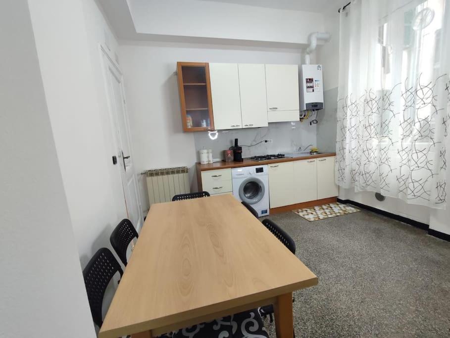 Benny Appartamento 3 Camere Da Letto Ad Uso Esclusivo Genova Aeroporto Eksteriør billede